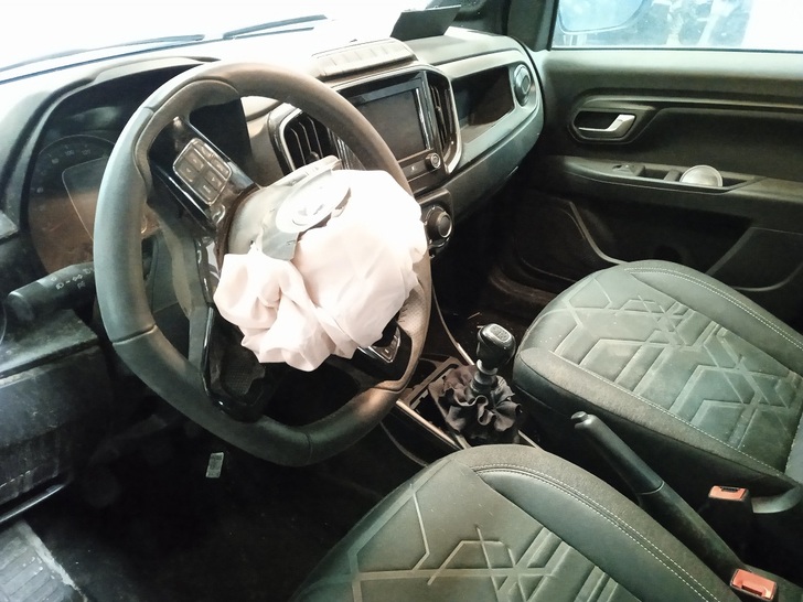  Jeep RAM 700 2021    EN DESARME